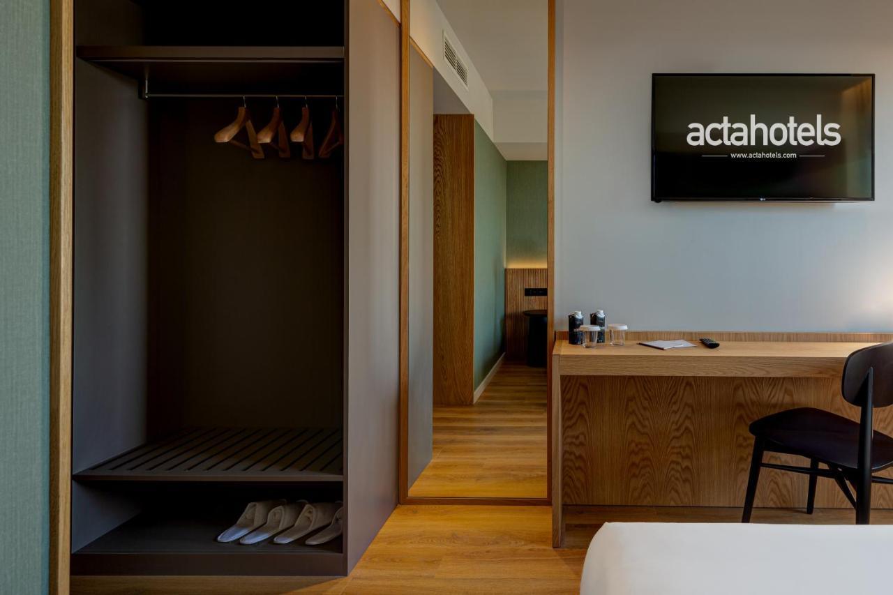 Acta The Clover Porto Exterior foto